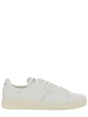 'Waiwick' White Low Top Sneakers With Perforated Logo On The Side And Logo Patch On The Tongue In Grained Leather Man